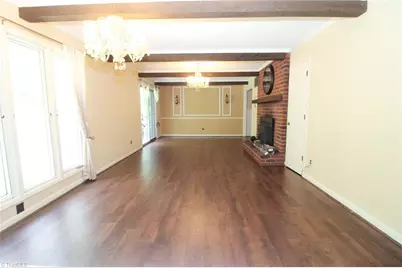 8012 Tam Oshanter Drive, Greensboro, NC 27409 - Photo 9