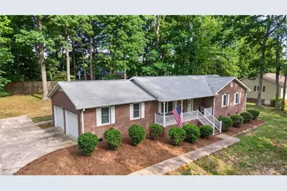 1437 Plantation Circle, Asheboro, NC 27205 - Photo 3