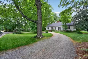 1910 Shirley Dr, Burlington, NC 27215 - Photo 3