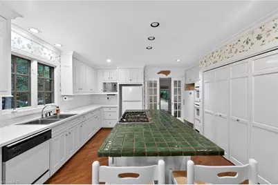 1910 Shirley Drive, Burlington, NC 27215 - Photo 15