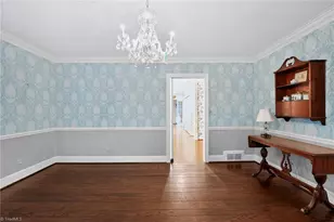 1910 Shirley Dr, Burlington, NC 27215 - Photo 5