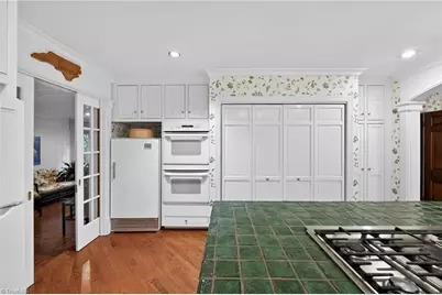 1910 Shirley Drive, Burlington, NC 27215 - Photo 17