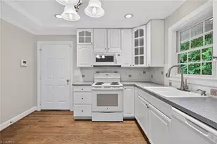 112 Smith Branch Ct, Kernersville, NC 27284 - Photo 11