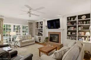 4629 Jamesford Dr, Jamestown, NC 27282 - Photo 5