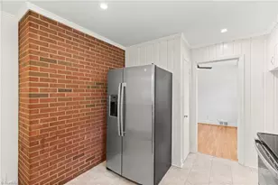 3915 Talcott Ave, Winston-Salem, NC 27106 - Photo 9
