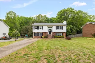 306 Cypress Dr, Reidsville, NC 27320 - Photo 3