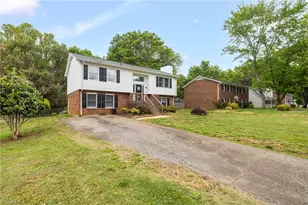306 Cypress Dr, Reidsville, NC 27320 - Photo 9