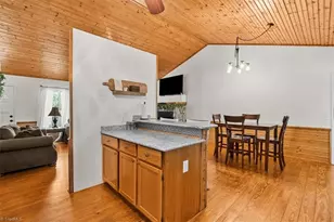 1056 Iron Mountain Rd, Asheboro, NC 27205 - Photo 11