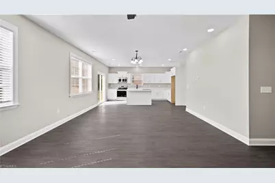 135 Glasmere Court, Winston-Salem, NC 27101 - Photo 13