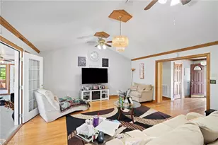 1056 Hasty School Rd, Thomasville, NC 27360 - Photo 7