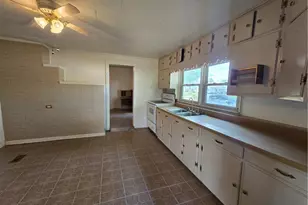 502 Cascade Ave, Eden, NC 27288 - Photo 7