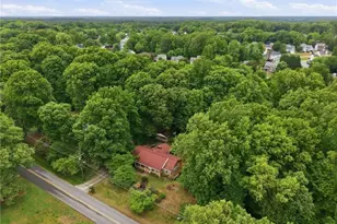 2004 Kello Dr, Greensboro, NC 27455 - Photo 31