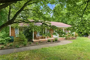 2004 Kello Dr, Greensboro, NC 27455 - Photo 37