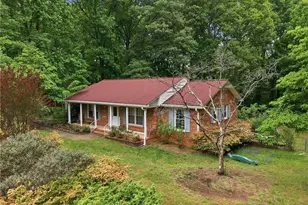 2004 Kello Dr, Greensboro, NC 27455 - Photo 29