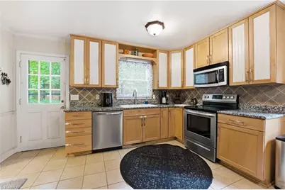 2004 Kello Drive, Greensboro, NC 27455 - Photo 13