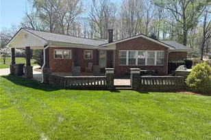 131 Taft St, Eden, NC 27288 - Photo 11