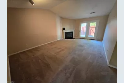 15 Collwood Court, Greensboro, NC 27409 - Photo 15