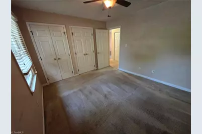 15 Collwood Court, Greensboro, NC 27409 - Photo 13