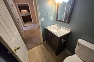 15 Collwood Ct, Greensboro, NC 27409 - Photo 11