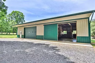 4844 St Paul Church Rd, Hamptonville, NC 27020 - Photo 3