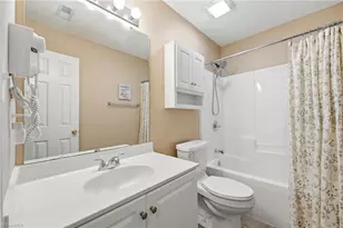 2204 Sweetbay Cir, Burlington, NC 27215 - Photo 15