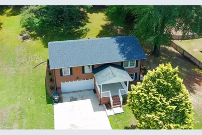 117 Kingswood Place Drive, Walnut Cove, NC 27052 - Photo 3