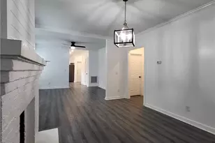 1016 Caldwell St, Greensboro, NC 27406 - Photo 9