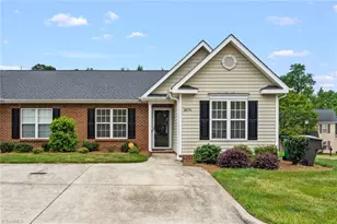3670 Rock Meadow Cir, High Point, NC 27265 - Photo 3