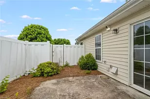 3670 Rock Meadow Cir, High Point, NC 27265 - Photo 31