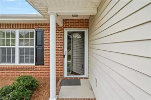 3670 Rock Meadow Cir, High Point, NC 27265 - Photo 5