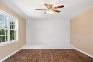179 Stephens Ln, Thomasville, NC 27360 - Photo 5