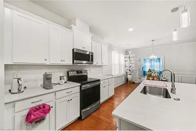 14204 Southbridge Forest Drive, Charlotte, NC 28273 - Photo 7