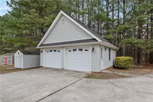 2766 Briaroak Dr, Climax, NC 27233 - Photo 3