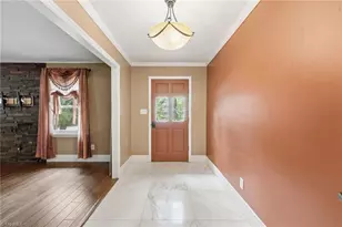 2007 Sunnybrook Dr, Burlington, NC 27215 - Photo 7