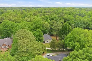 2007 Sunnybrook Dr, Burlington, NC 27215 - Photo 47