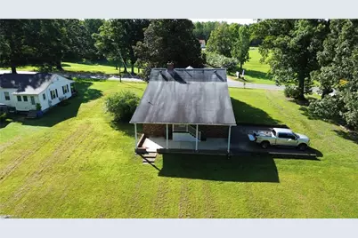 183 E Aiken Road, Eden, NC 27288 - Photo 9
