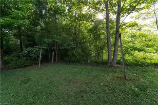 402 Williams St, Boonville, NC 27011 - Photo 23
