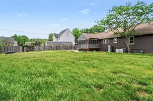 2442 Hoskins Rd, Burlington, NC 27215 - Photo 27