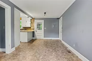 2442 Hoskins Rd, Burlington, NC 27215 - Photo 7