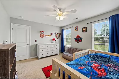 830 Leach Avenue, Thomasville, NC 27360 - Photo 17