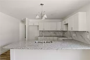 418 Bristol St, Lexington, NC 27292 - Photo 11