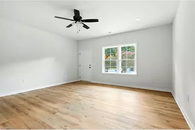458 Sanford Avenue, Mocksville, NC 27028 - Photo 5