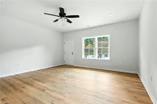458 Sanford Ave, Mocksville, NC 27028 - Photo 5