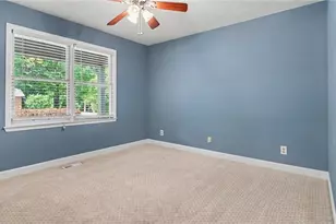 4526 Fence Dr, Greensboro, NC 27409 - Photo 21
