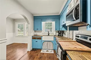 2201 Edgewood Dr, High Point, NC 27262 - Photo 27
