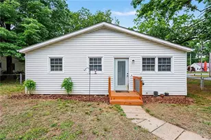 2201 Edgewood Dr, High Point, NC 27262 - Photo 17