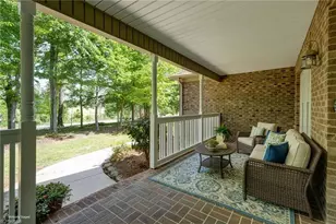 230 Roberson Ln, Reidsville, NC 27320 - Photo 5