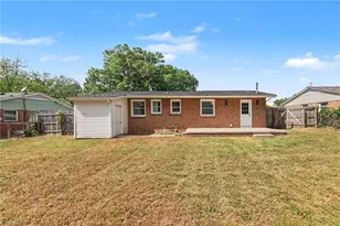 2316 Larkspur Dr, Greensboro, NC 27405 - Photo 19