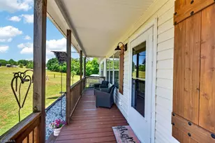 135 Blueridge View Ln, Mount Airy, NC 27030 - Photo 5