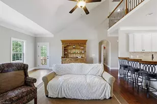 37 Wexford Cir, Thomasville, NC 27360 - Photo 13
